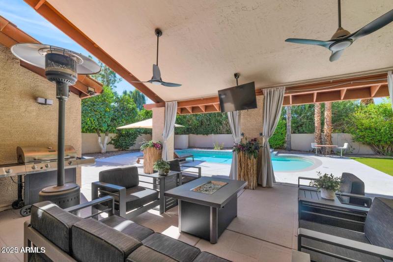 20221114213711432410000000-o