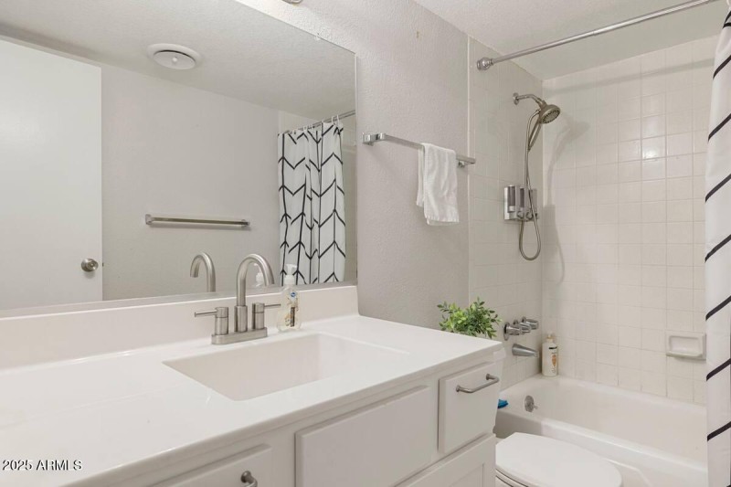 fe8f2719-c647-4af1-98c7-2b625cf9eafa