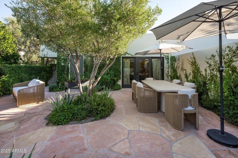 27-5101 N Casa Blanca Unit 215-27