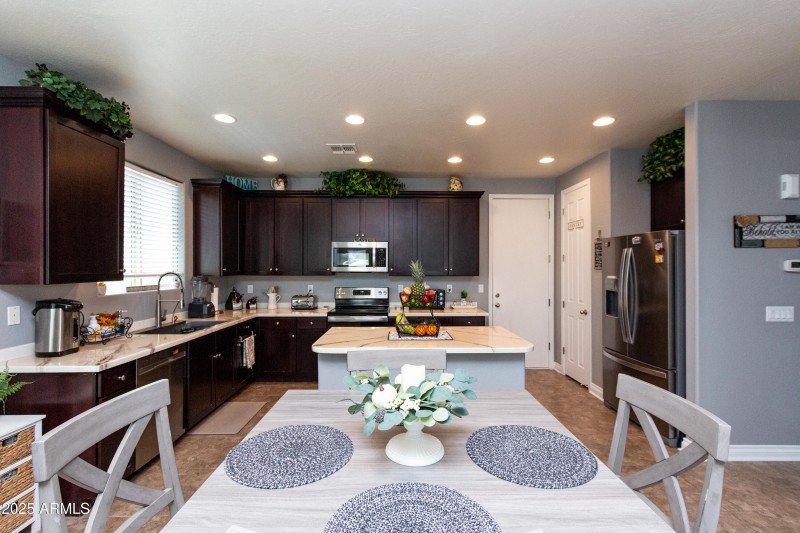 19461 N Ravelo Rd Maricopa-21