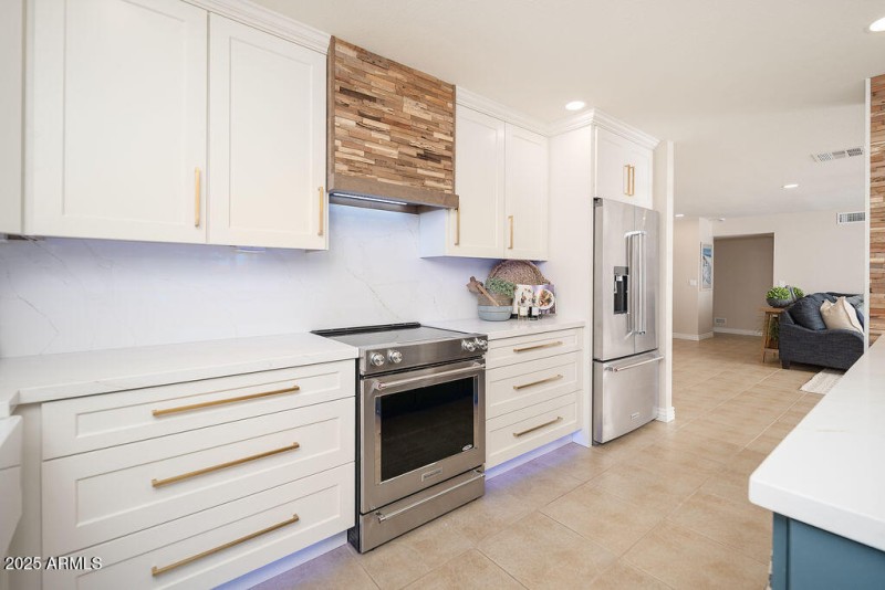 20250410_97-House_R2_08