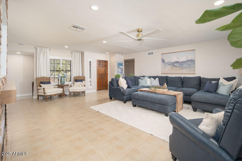 20250410_97-House_R2_05