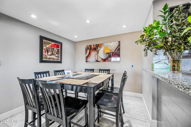 20-7940ECR411-ocupix