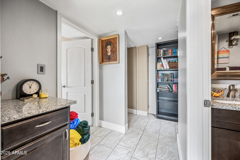 45-7940ECR411-ocupix