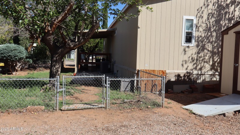 Lot 24, 3300 Fry Blvd (6)