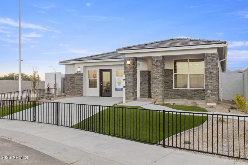 3-web-or-mls-9416-n-178th-dr