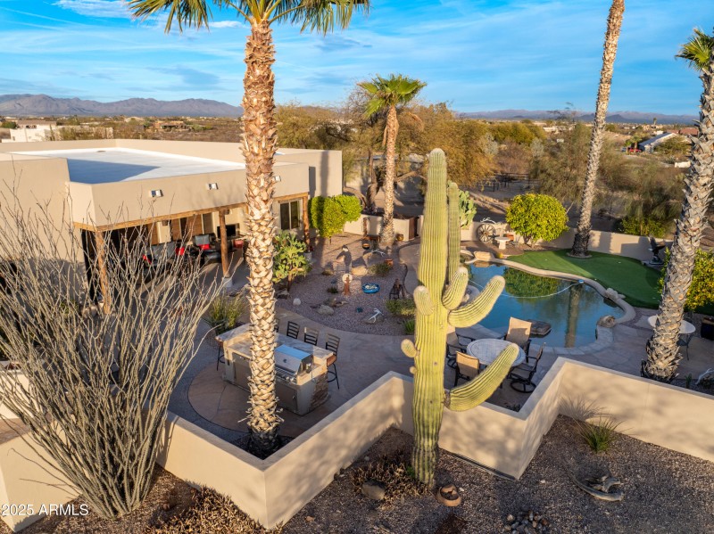 Resort-Like Backyard