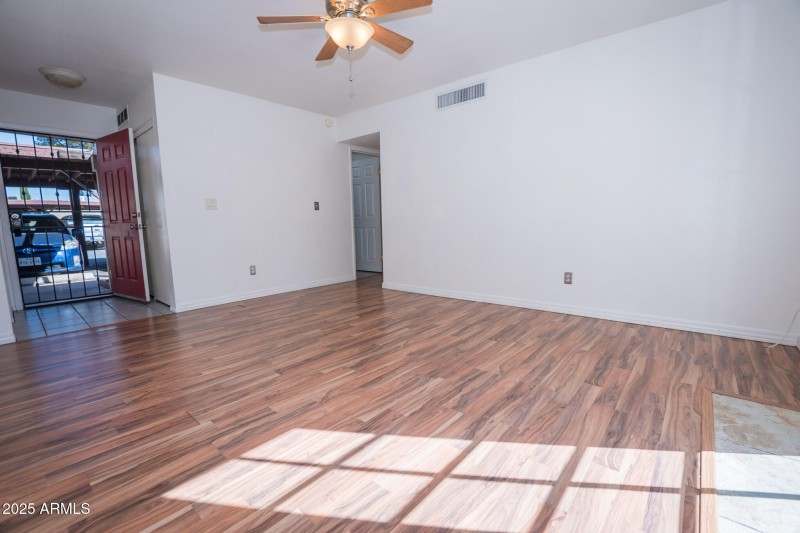 4424 Plaza Vista, Unit A (8)