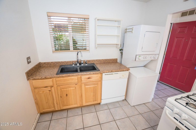 4424 Plaza Vista, Unit A (13)