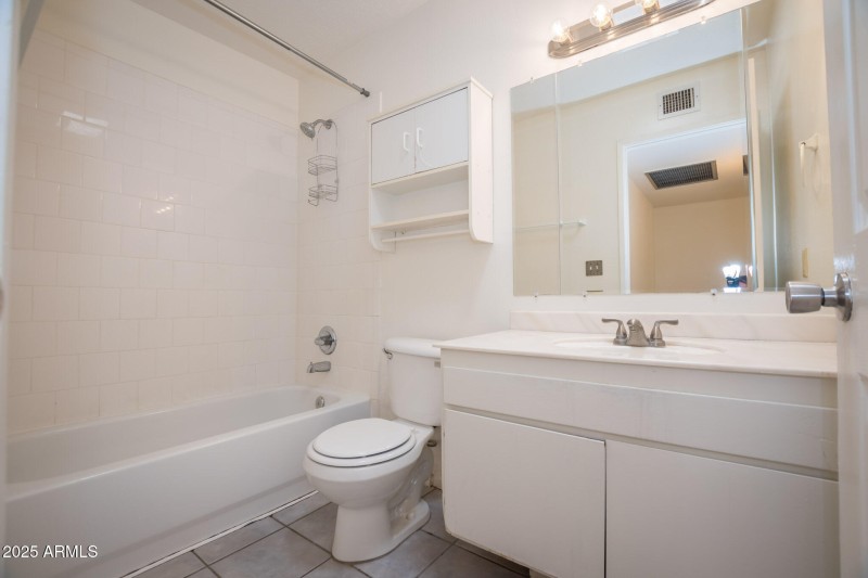 4424 Plaza Vista, Unit A (15)