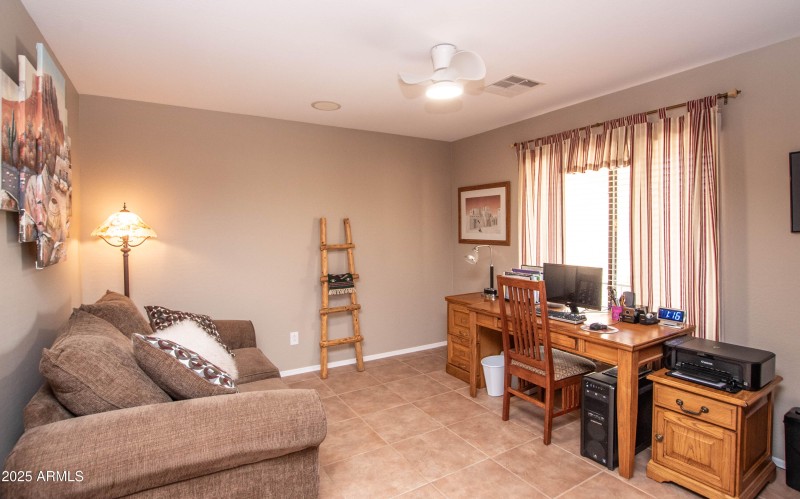 DEN/OFFICE/BONUS SPACE