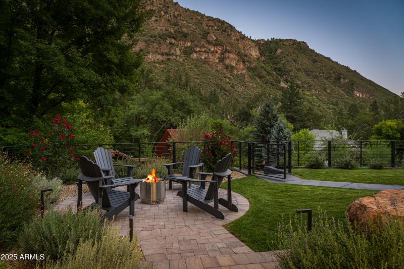 FRONT LAWN FIREPIT GATHERING