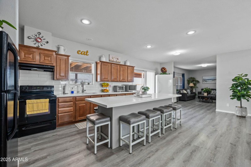 10524 S 205th Ave, Buckeye, AZ 85326-51