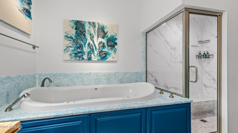 303 W Juniper Ave-98