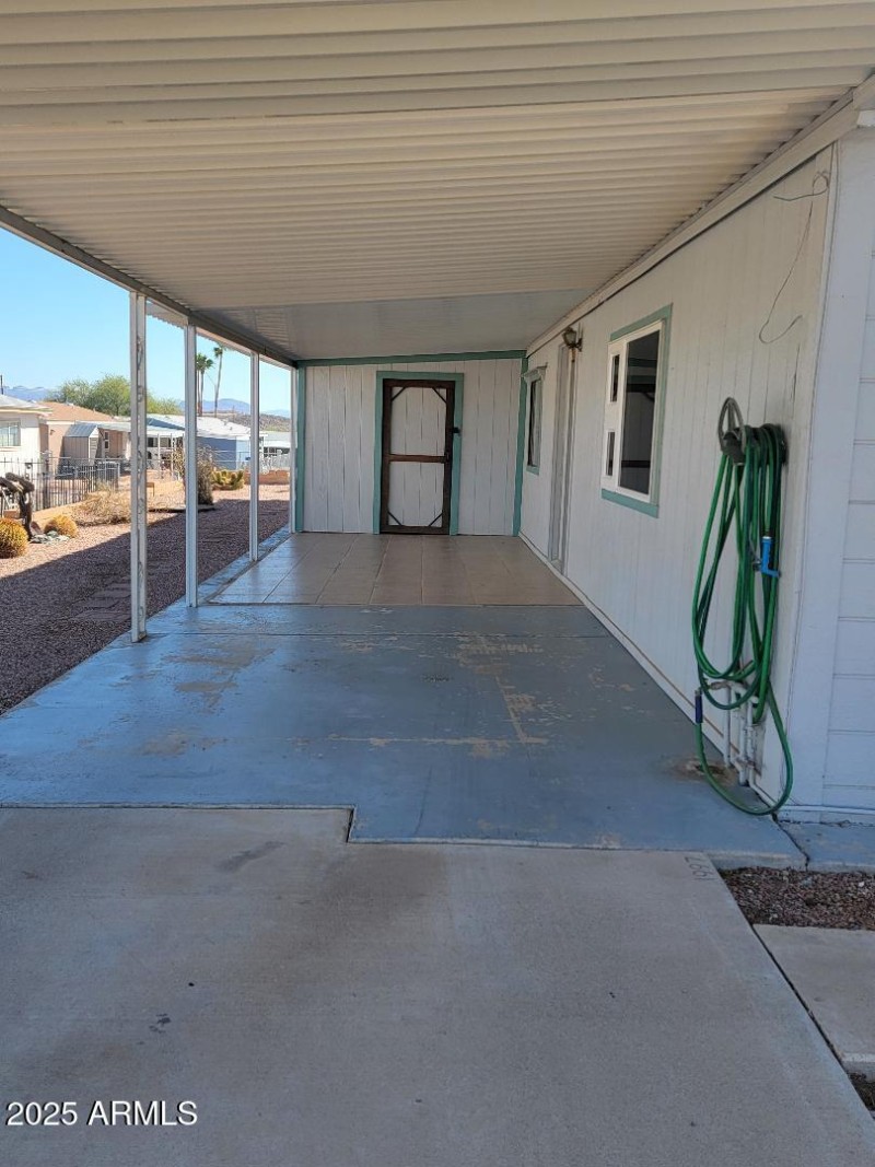 3927 carport-patio