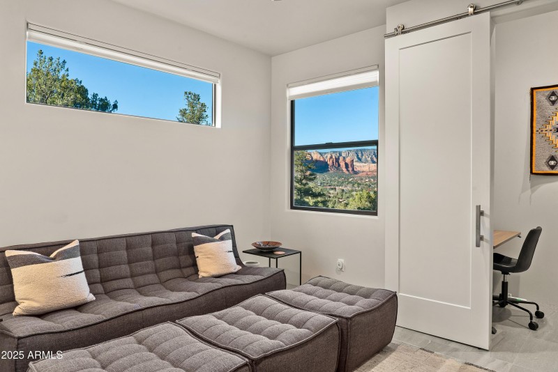 Guest Bedroom 3 Red Rock Views