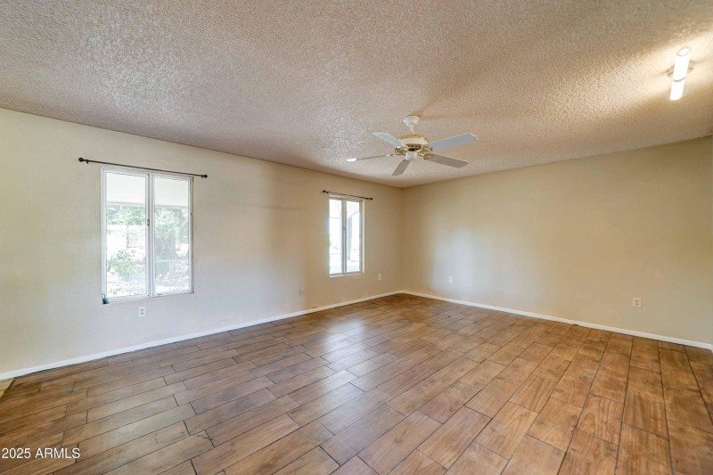 14439 n sun valley-4