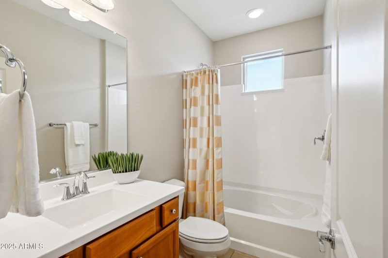 22-web-or-mls-W Montansoro Ln-S2909-022