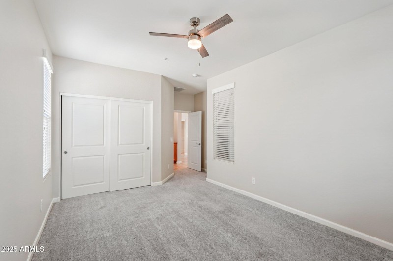 24-web-or-mls-W Montansoro Ln-S2909-024