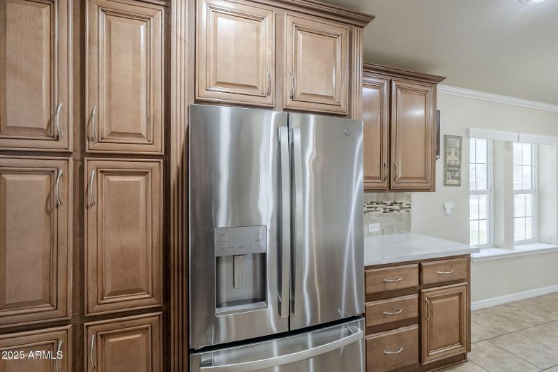 39-web-or-mls-Mirage-21