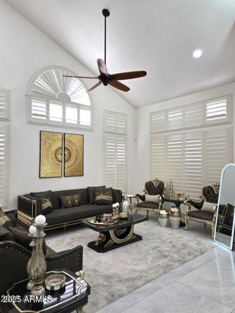 20250212070414550855000000-o