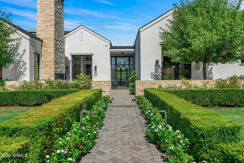 03front pathway entrance