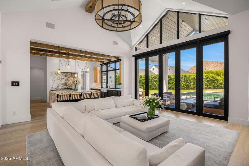 06great room doors closed