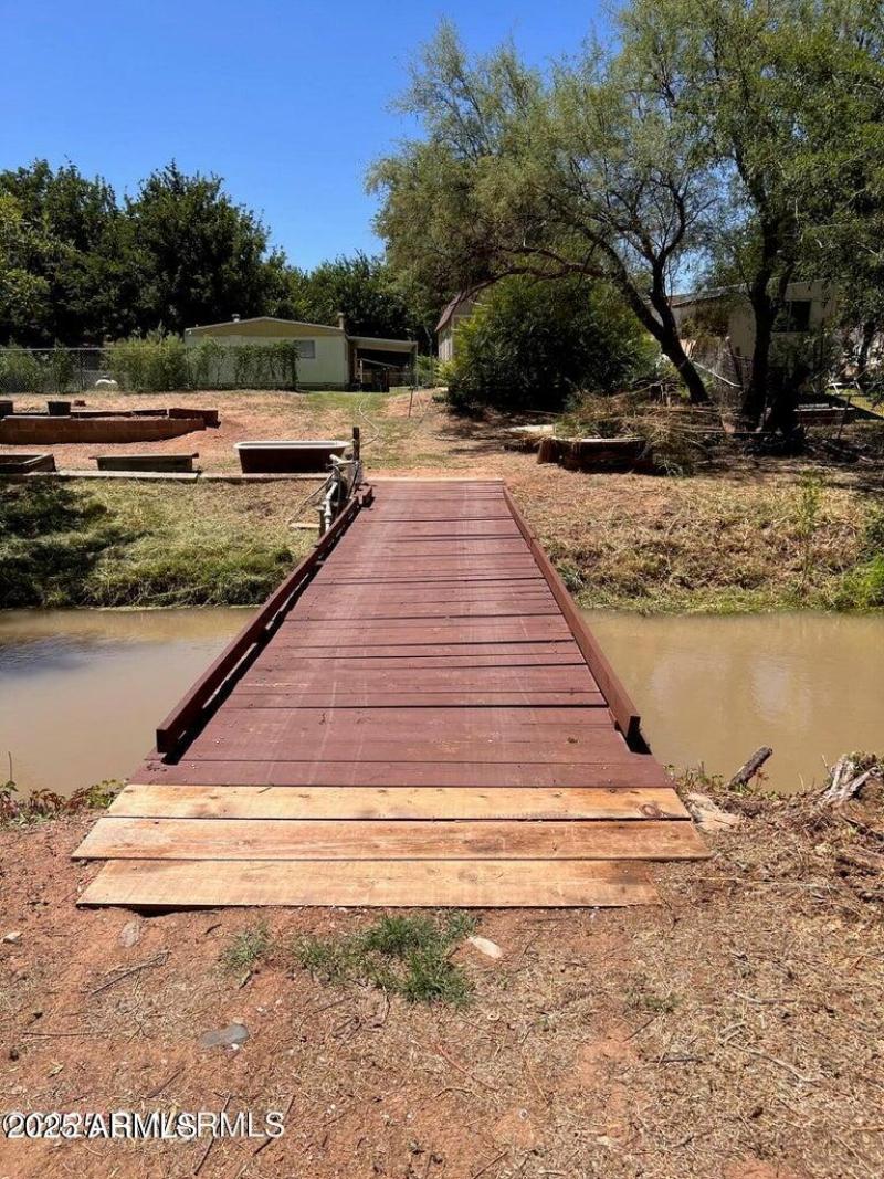 20250925213343334769000000-o