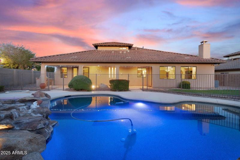 114-web-or-mls-AlleppoTwilight-12