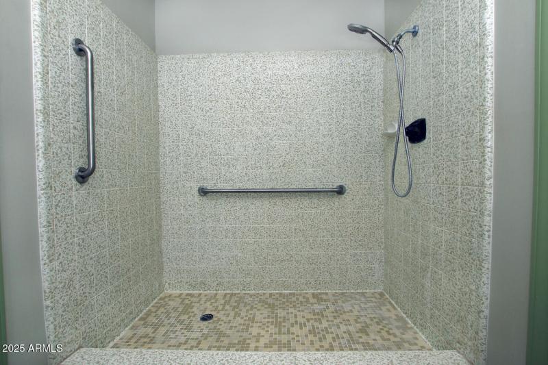 Full Bath Shower-033-040-1500x1000