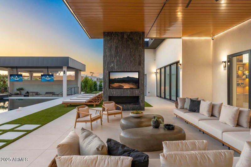 63 Main house patio