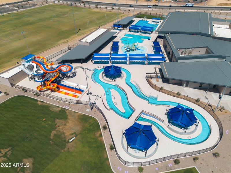 QC Family Frontier Park Aquatic Center