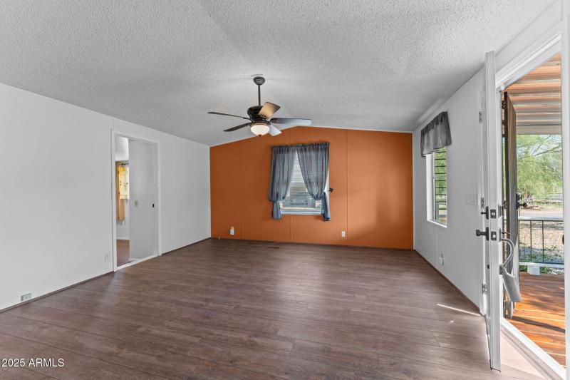 10-web-or-mls-DSC04582