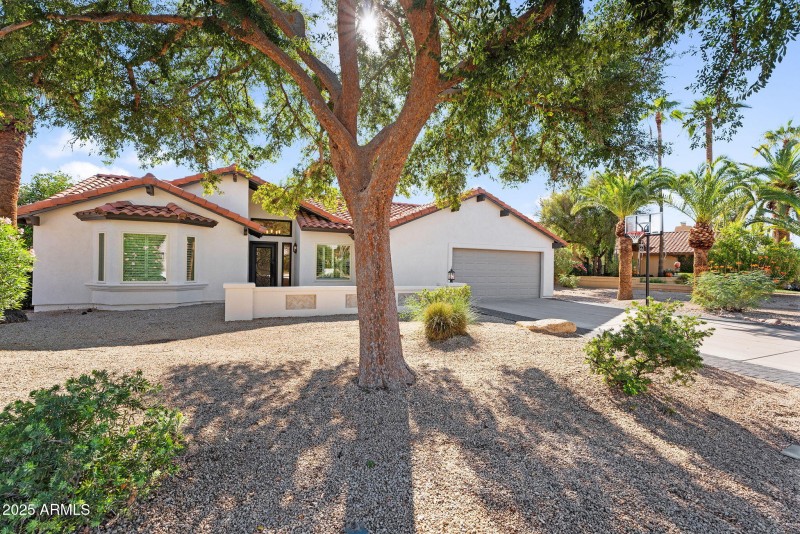 3-web-or-mls-7655 E Windrose Dr - 1