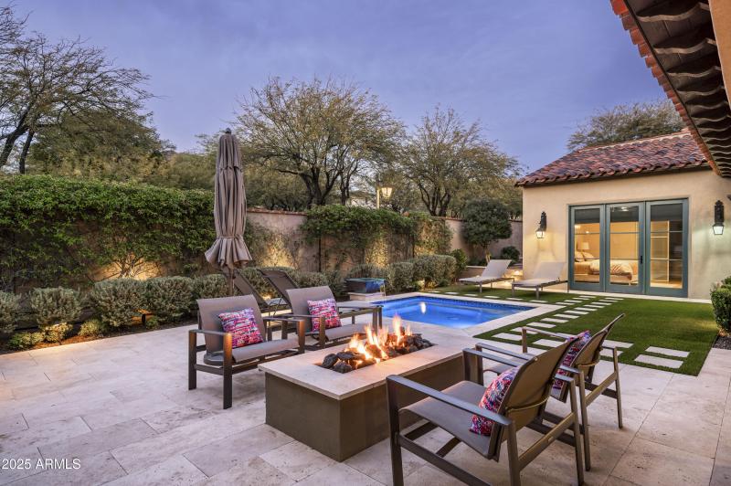 Cozy Firepit & Spa