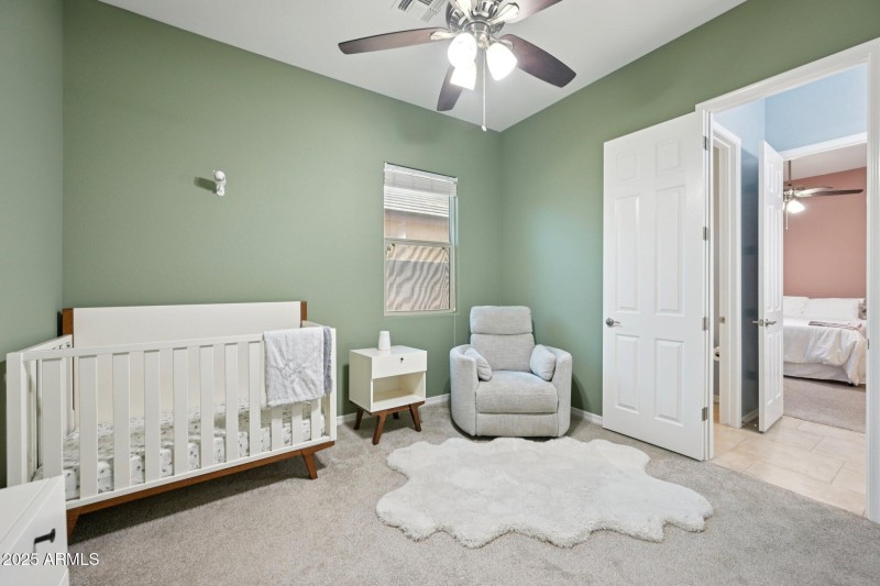 25-web-or-mls-N 161st Ave-S3009-025