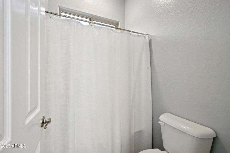 27-web-or-mls-N 161st Ave-S3009-027