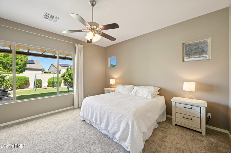 36-web-or-mls-N 161st Ave-S3009-036