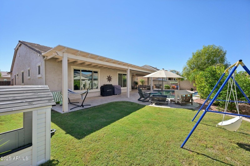 51-web-or-mls-N 161st Ave-S3009-051