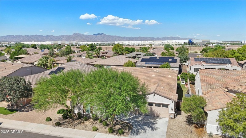 53-web-or-mls-N 161st Ave-S3009-053