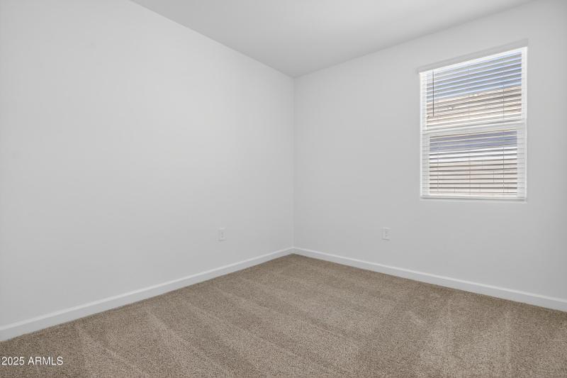 027_080_a4m_opnshw (1)