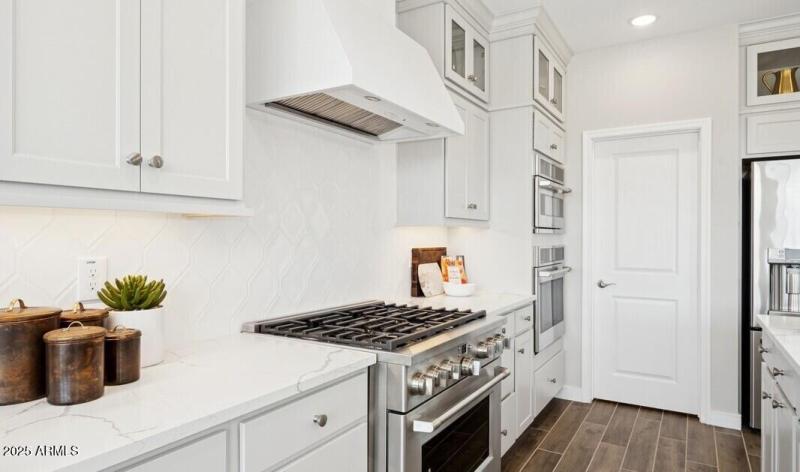 173075_Manor at Legacy Place_Hampton_Kit