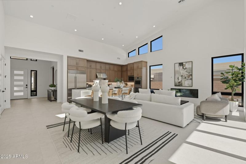 Casual Dining Area