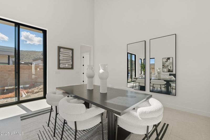 Casual Dining Area