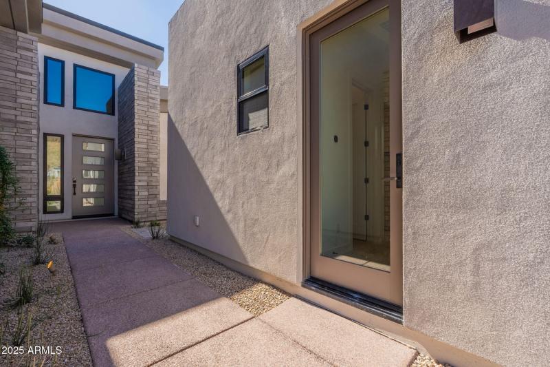 Casita Enterance