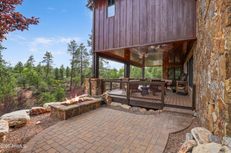 Lower Level Patio Fireplace