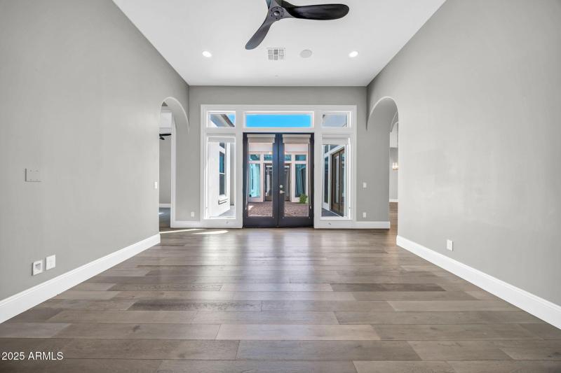 Family room/Teen Room