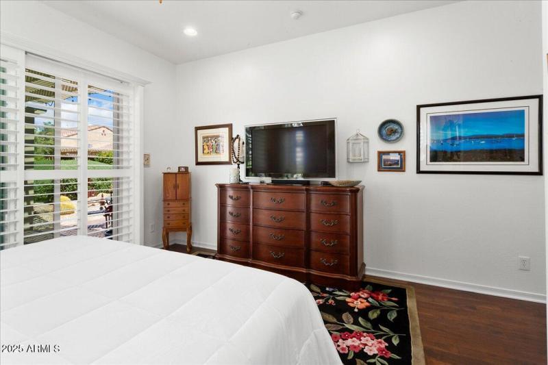 18-27052 W Oraibi Dr