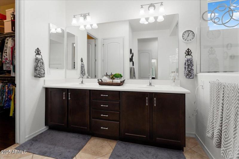 19-27052 W Oraibi Dr