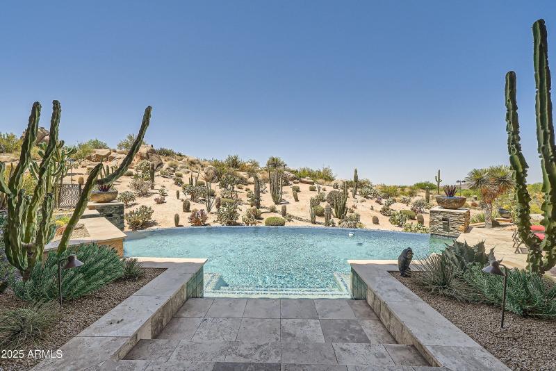 29694 N 105th Way - MLS Sized - 036 - 86